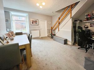 Dining Room - click for photo gallery